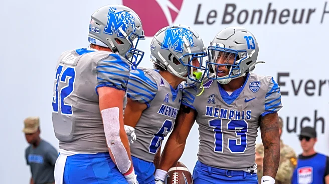 Memphis shows resolve, stuns South Florida 34-31