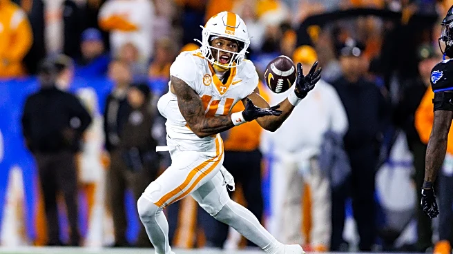 Tennessee moves up to 14 in both polls after win over Kentucky