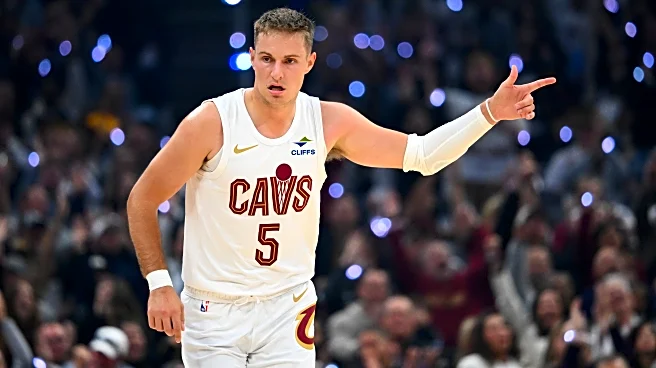 Cavs hang on to 118-113 victory over Bucks