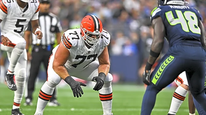 Seahawks insider Gregg Bell ‘would be shocked’ if Seattle traded for Wyatt Teller