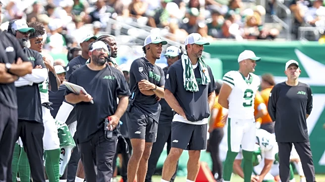 NY Jets: Former QB adds fuel to Woody Johnson fire