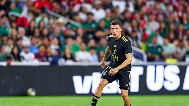 Does Mexico have a right-back issue?