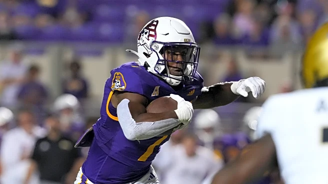 East Carolina delivers road statement in 45-14 shellacking of Temple