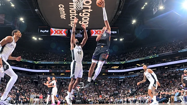 Suns dominate Spurs in Sunday night showdown