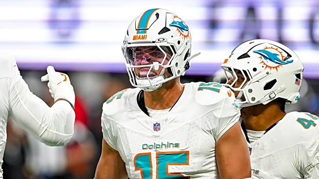 Miami Dolphins trade Jaelan Phillips to Philadelphia Eagles