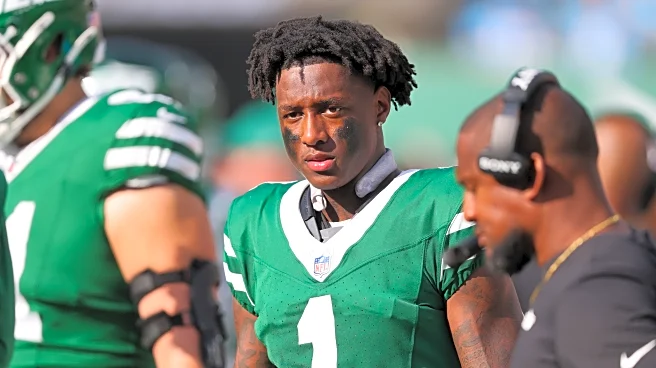 Patriots rivals make pair of blockbusters ahead of NFL trade deadline