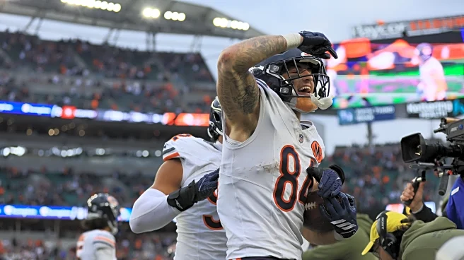 Pro Blue: Colston Loveland scores game-winning TD for Chicago Bears