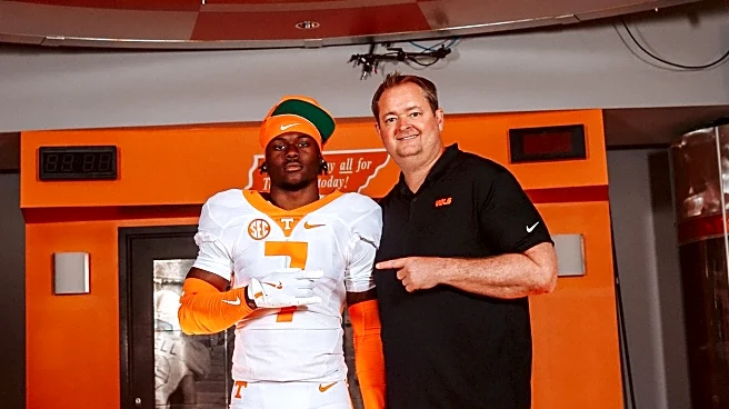 Texas offers four-star Tennessee commit Legend Bey