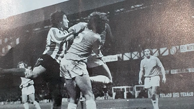 On This Day (9 Nov 1974): Robson Towers Over Obstinate Blackpool!