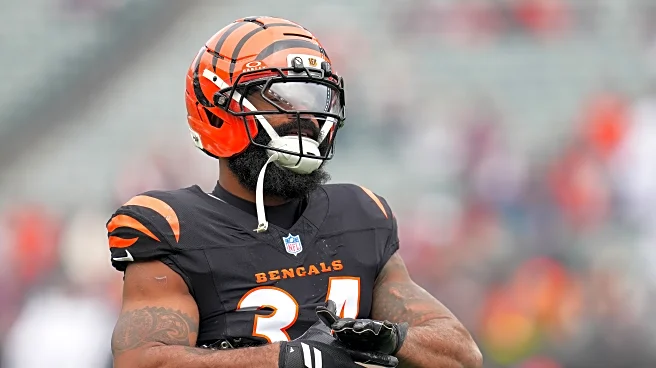 Bears LB D’Marco Jackson fined for hip-drop tackle on Samaje Perine