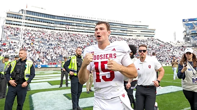 Rams Rookie QB Watch: Mendoza has Heisman moment