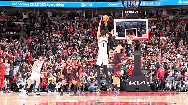 Spurs extend win streak despite uneven game vs Bulls