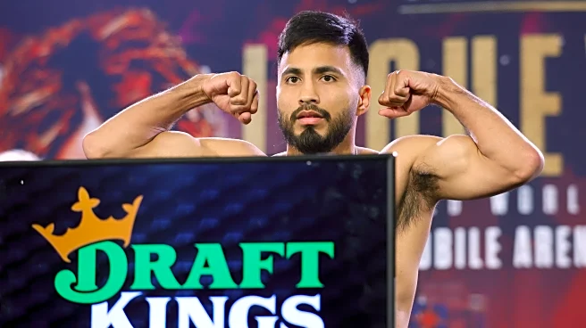 Ramon Cardenas vs Erik Robles headlines December 19th ProBox show in Fort Lauderdale