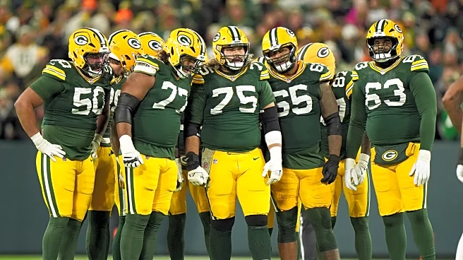 The Packers’ offensive line got big. It hasn’t worked.