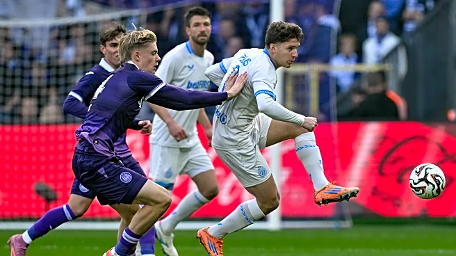 Report: Bayern Munich eyeing Nathan De Cat