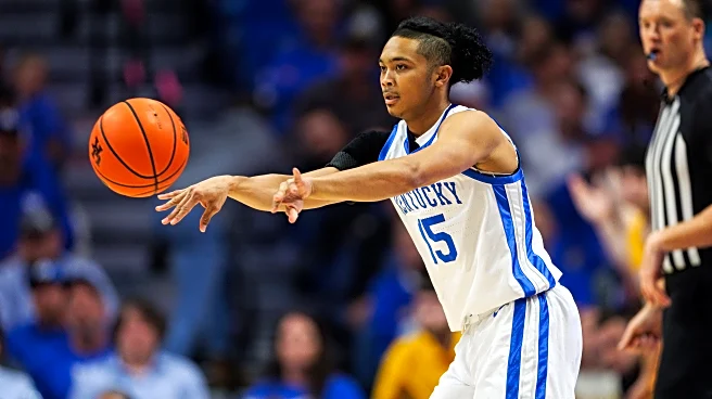 Kentucky guard Jaland Lowe awaits medical decision on shoulder injury