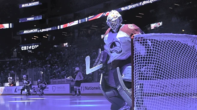 Weekly Cupcakes – Wedgewood signs for one more year