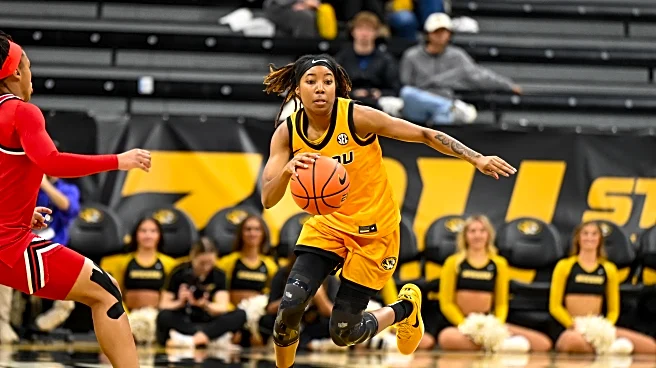 Hoopin’ and Hollerin: Three’s Company