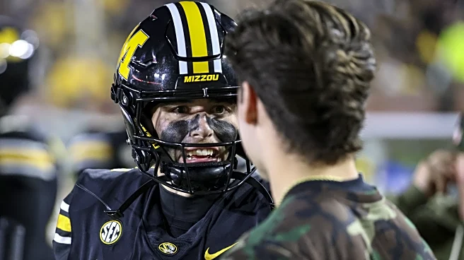 Which quarterback should play if both are healthy?