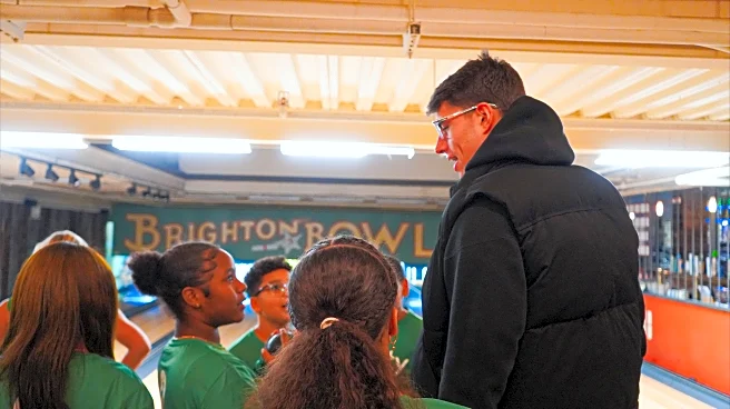Celtics players surprise kids on off day: “There’s nothing better to do”