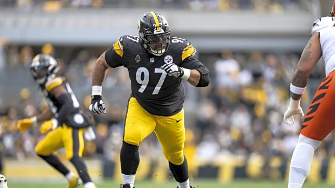 Steelers’ Cam Heyward spotted in walking boot Friday