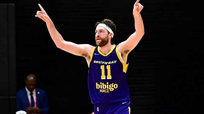 Lakers aim to sign Drew Timme to a two-way contract