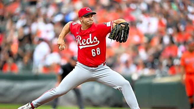 Reds non-tender Will Banfield, Roddery Muñoz, Carson Spiers