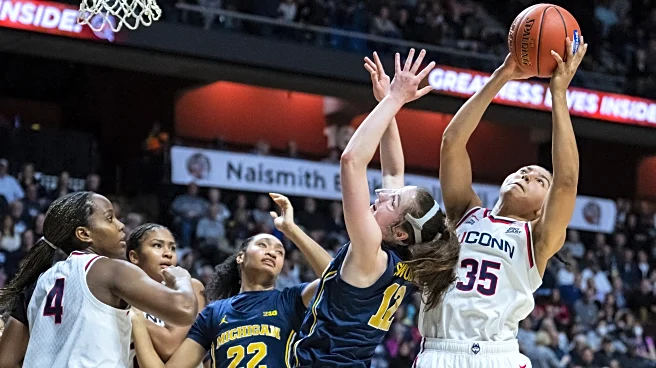 No. 1 UConn women’s basketball fights off No. 6 Michigan, 72-69
