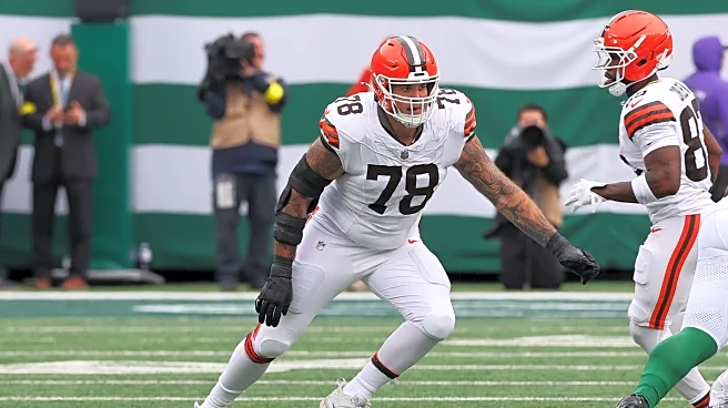 Browns, Raiders inactive report: Dillon Gabriel, Jack Conklin updates for Week 12