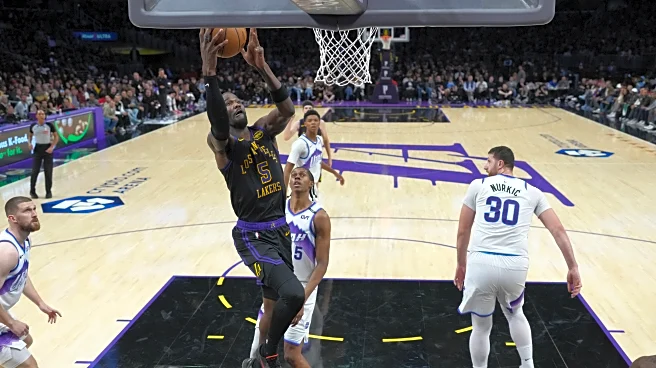 Deandre Ayton leaves Jazz game with knee contusion