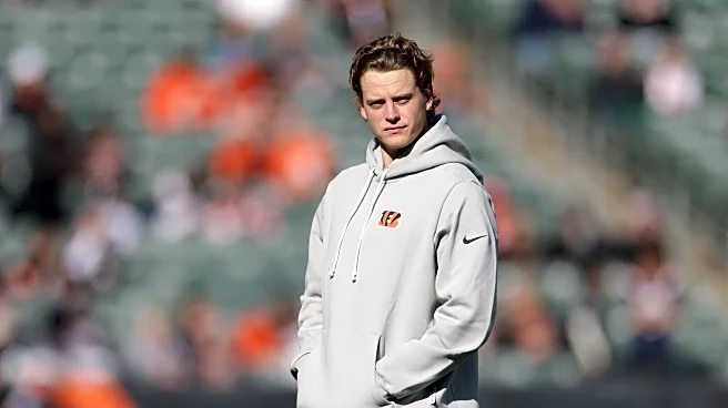 Joe Burrow announces he’s back