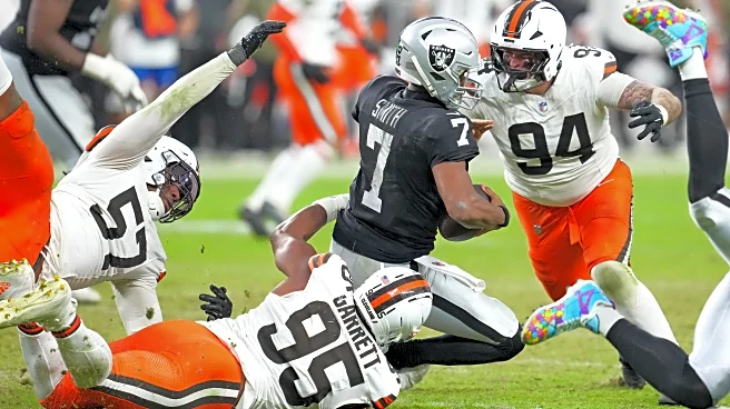 Browns defense dominates with 10 sacks in Week 12 vs Raiders