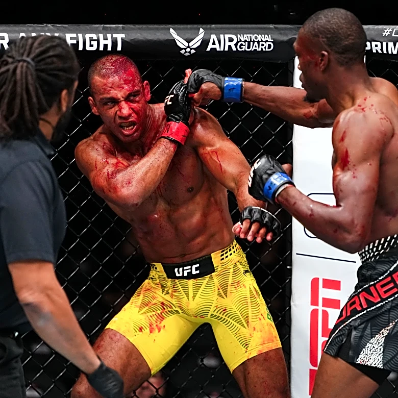 Highlights! Jalin Turner returns from retirement with bloody TKO beatdown over Edson Barboza | UFC 323
