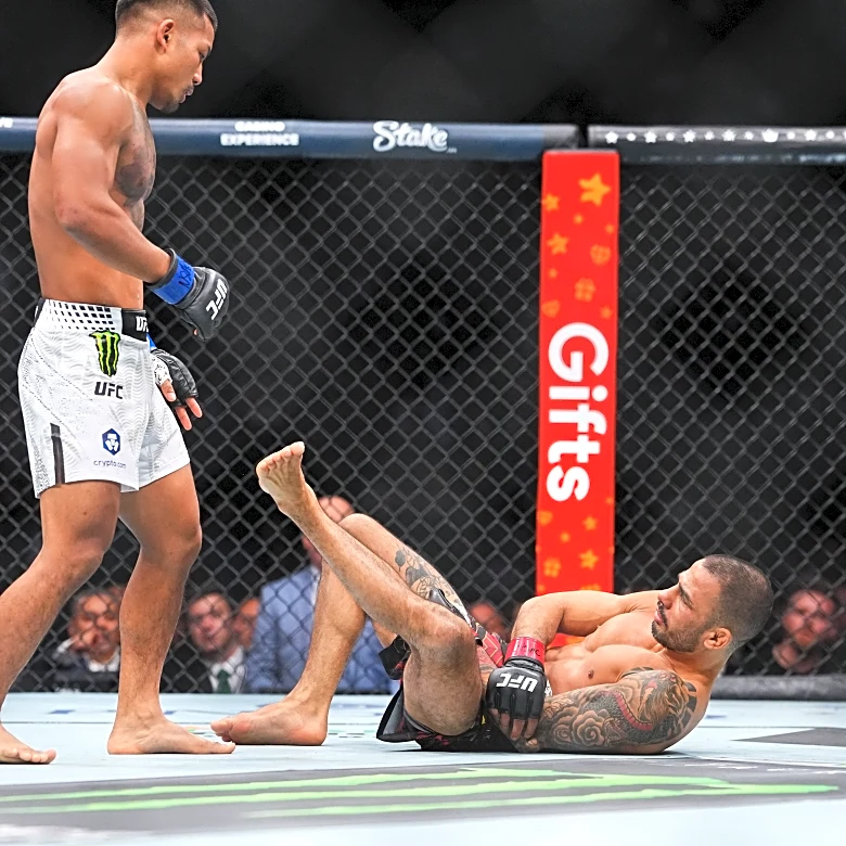 UFC 323 video: Joshua Van wins title after Alexandre Pantoja suffers gruesome broken arm