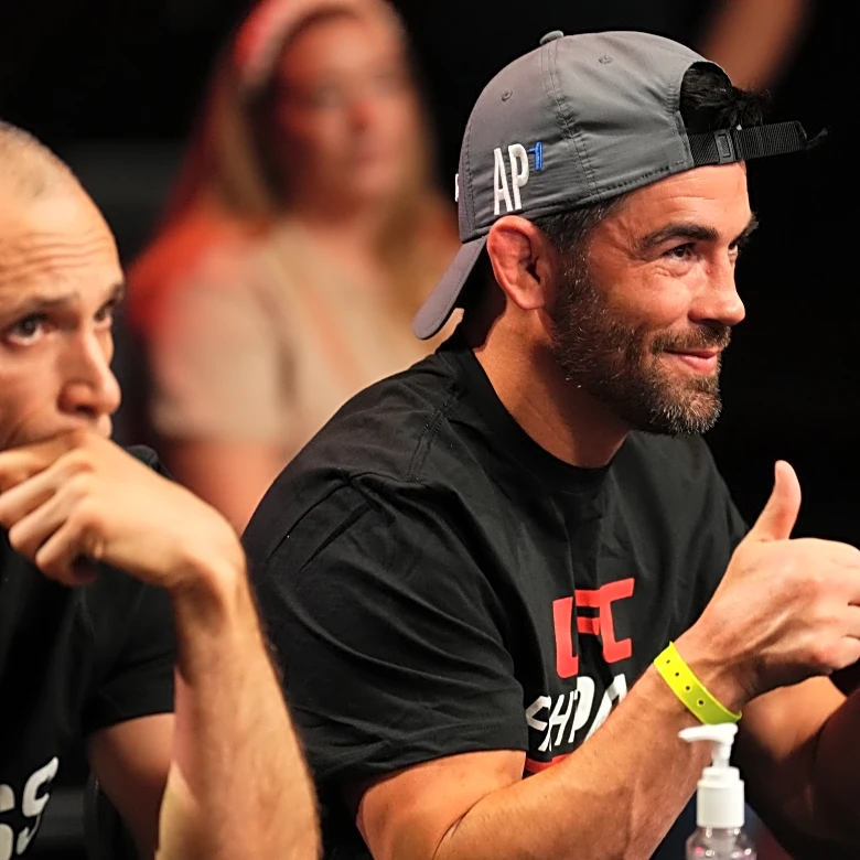 Former champion Dominick Cruz had the worst post-UFC 323 take … ever