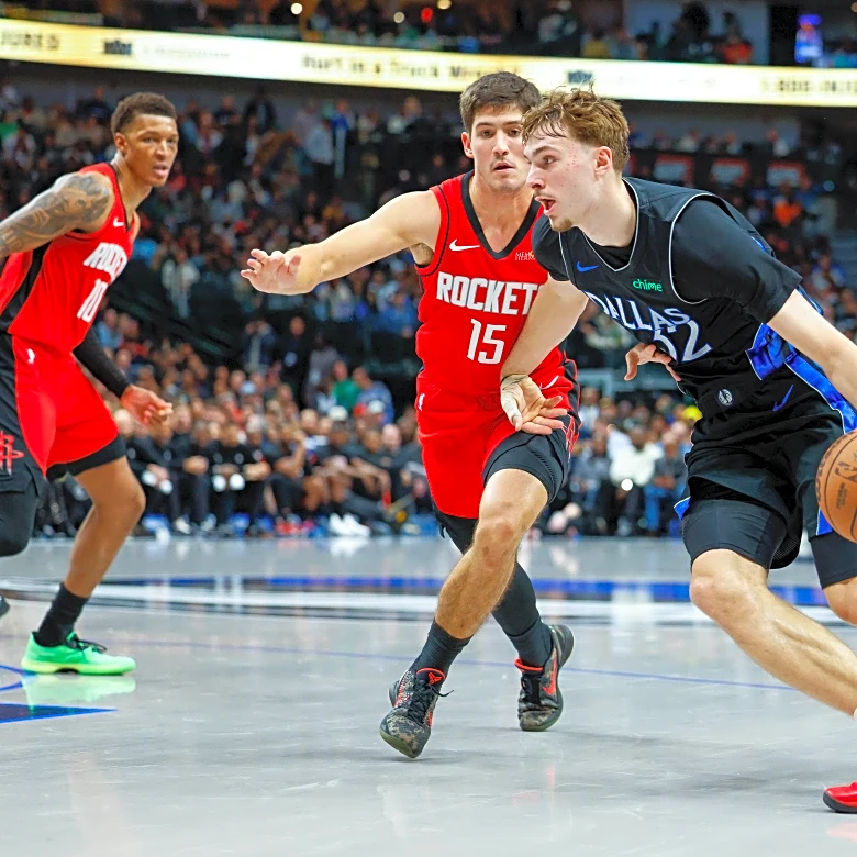 Short-handed Rockets drop another back-to-back, 122-109 to Mavs