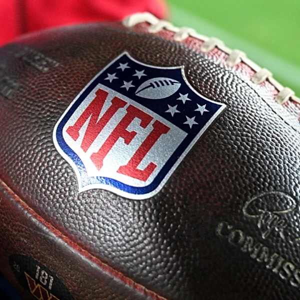 NFL Week 14 predictions, odds: Winners picks for all Sunday games