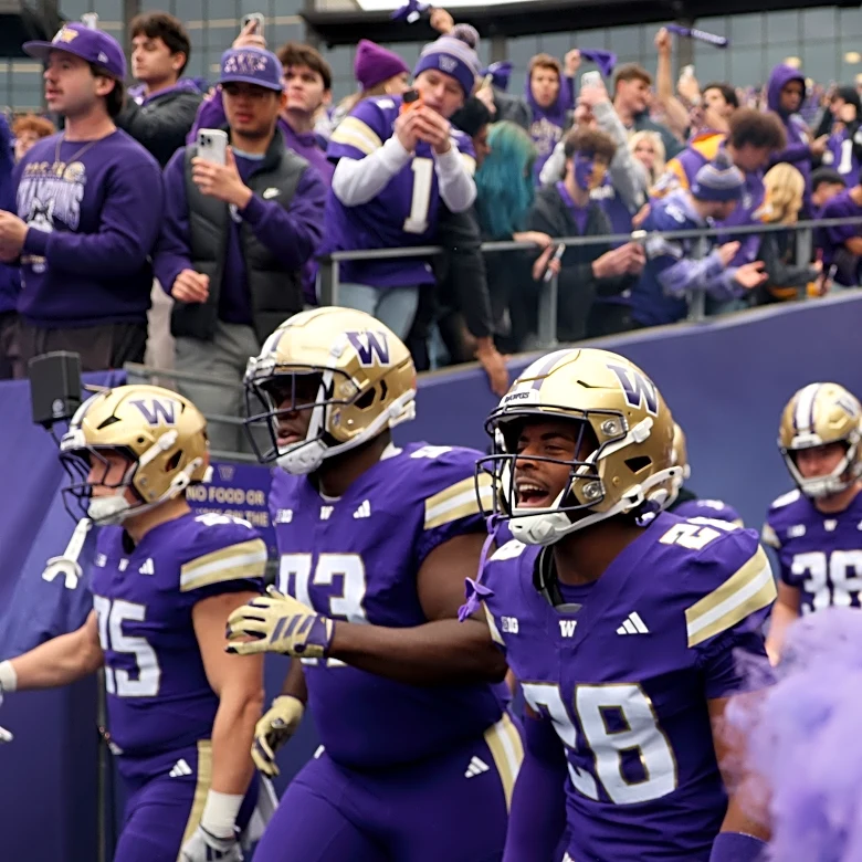 Recruiting Roundup: Taking A Look At The Offensive Signees In The 2026 Class