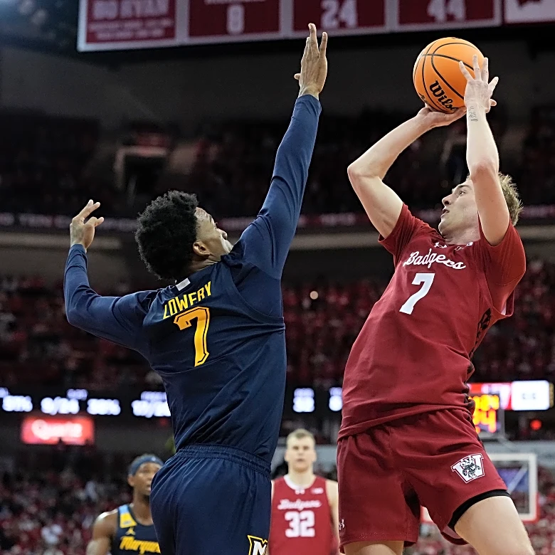 3 things that stood out from Wisconsin’s blowout win over Marquette: We’re really starting to see the potential