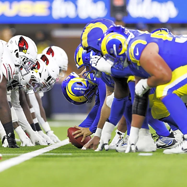 Cardinals-Rams first half open thread