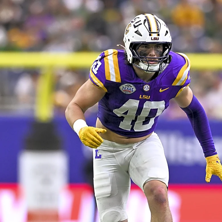 LSU to Play Houston in Texas Bowl