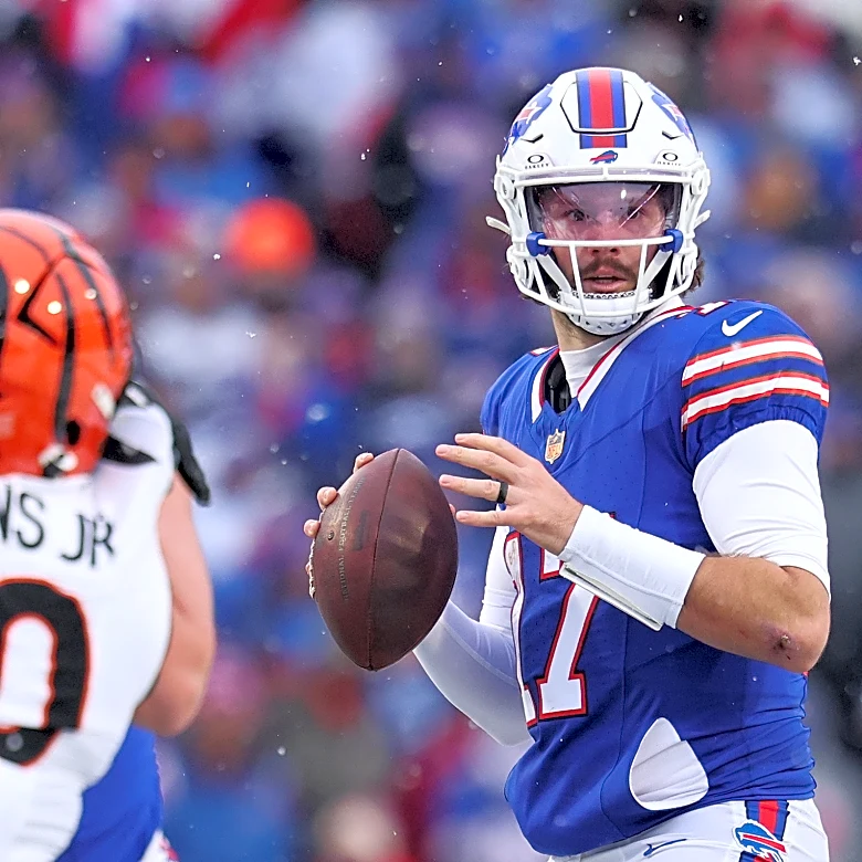 Josh Allen carries Buffalo Bills to huge win over Cincinnati Bengals