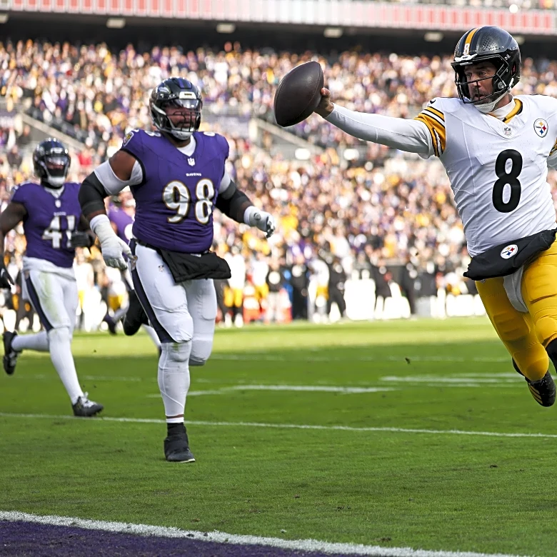 Steelers defeat Ravens, reclaim first place in AFC North