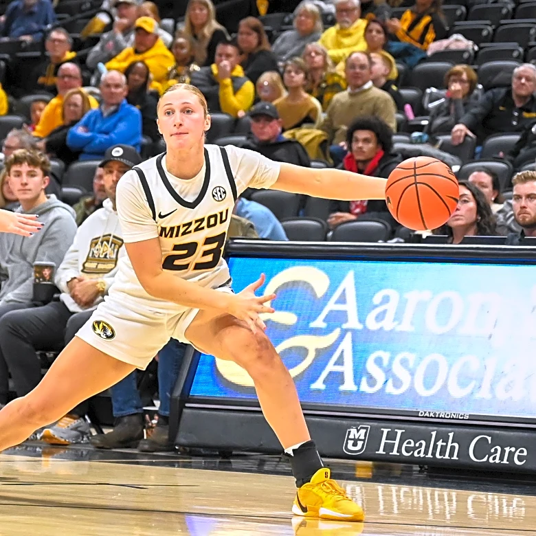Mizzou women’s basketball overcomes slow start, edges out win against SIUE