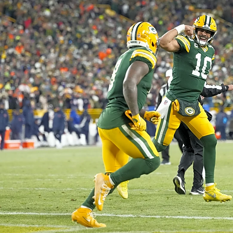 Packers-Bears Final Score: Green Bay wins in thriller to take over NFC North