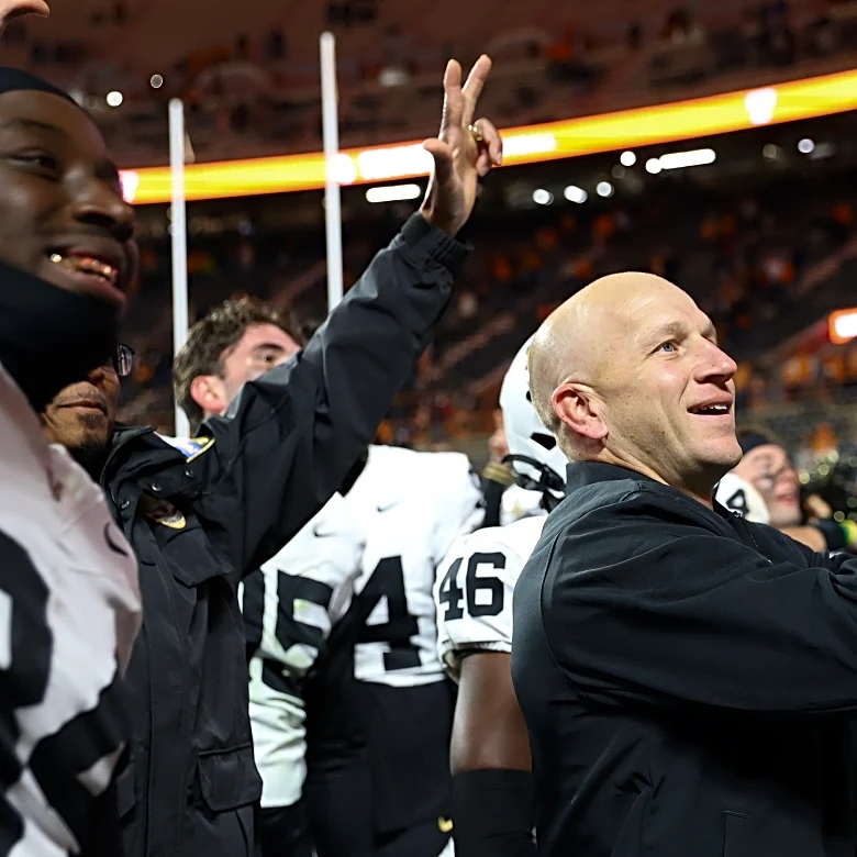 Vanderbilt Football Headed to ReliaQuest Bowl to Play Iowa