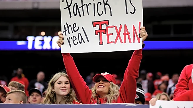 Chiefs-Texans LIVE updates: Kickoff coming soon at Arrowhead