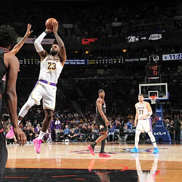 LeBron goes nuclear late, Embiid struggles throughout as Sixers fall to Lakers