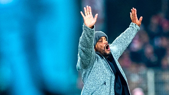 Bayern Munich news: Will Vincent Kompany commit to a rotation?; Bayern battling Chelsea, Liverpool, Real Madrid, FC Barcelona for Smit; and MORE!