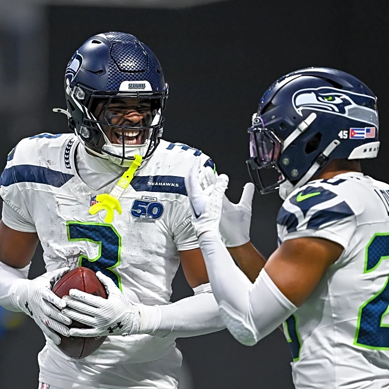 Post-Snap Reads 12/8: Seahawks start slow, blow-out Falcons in 2nd half